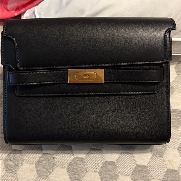 Tory Burch
Lee Radziwill Leather Shoulder Bag - Picture 4 of 11